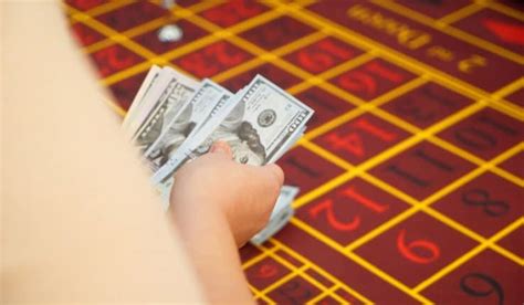 hollywood casino check cashing policy